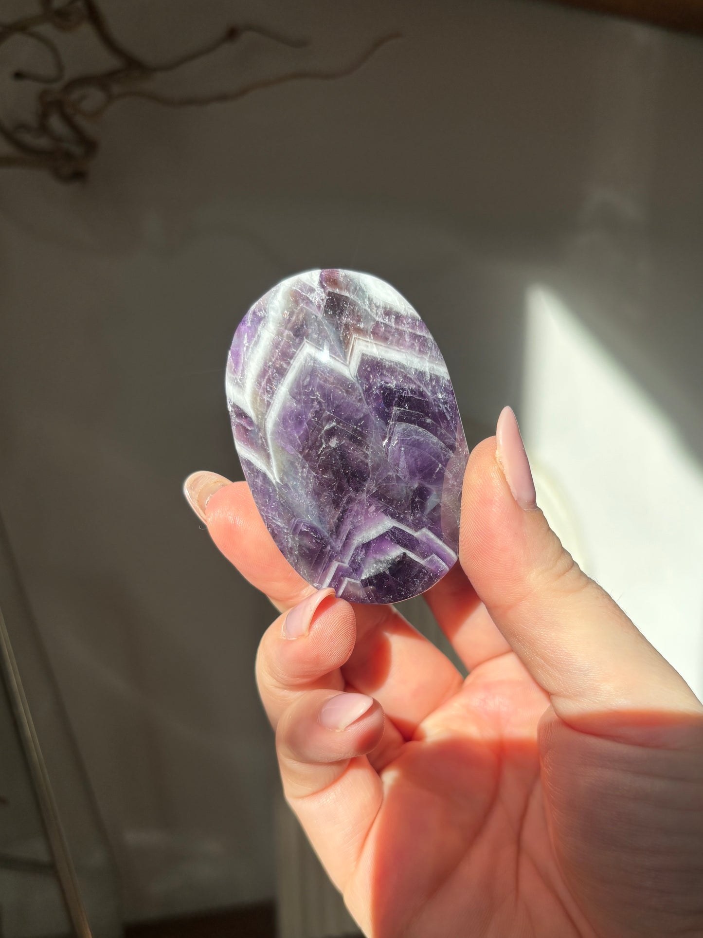 Dream / Chevron Amethyst Palmstone
