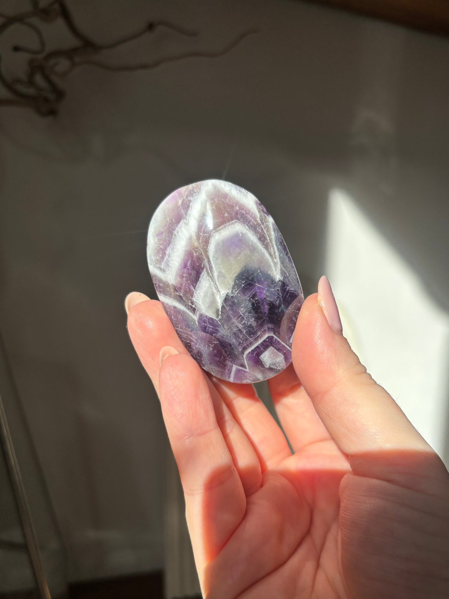 Dream / Chevron Amethyst Palmstone