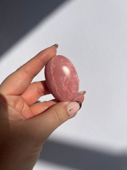 Thulite Palmstone